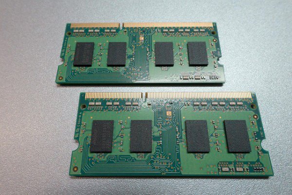 DDR4 8GB 价格达一年前 8.8 倍，DDR4 / LPDDR4 内存供货充足率仅 40~50%