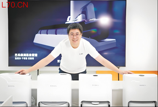 IPO前夜，并肩10年的联创突然出走？ 云鲸“内忧外患”藏不住了|BUG